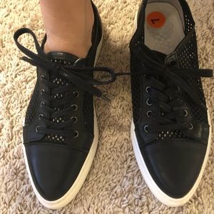 Vince Camuto Black Shoes